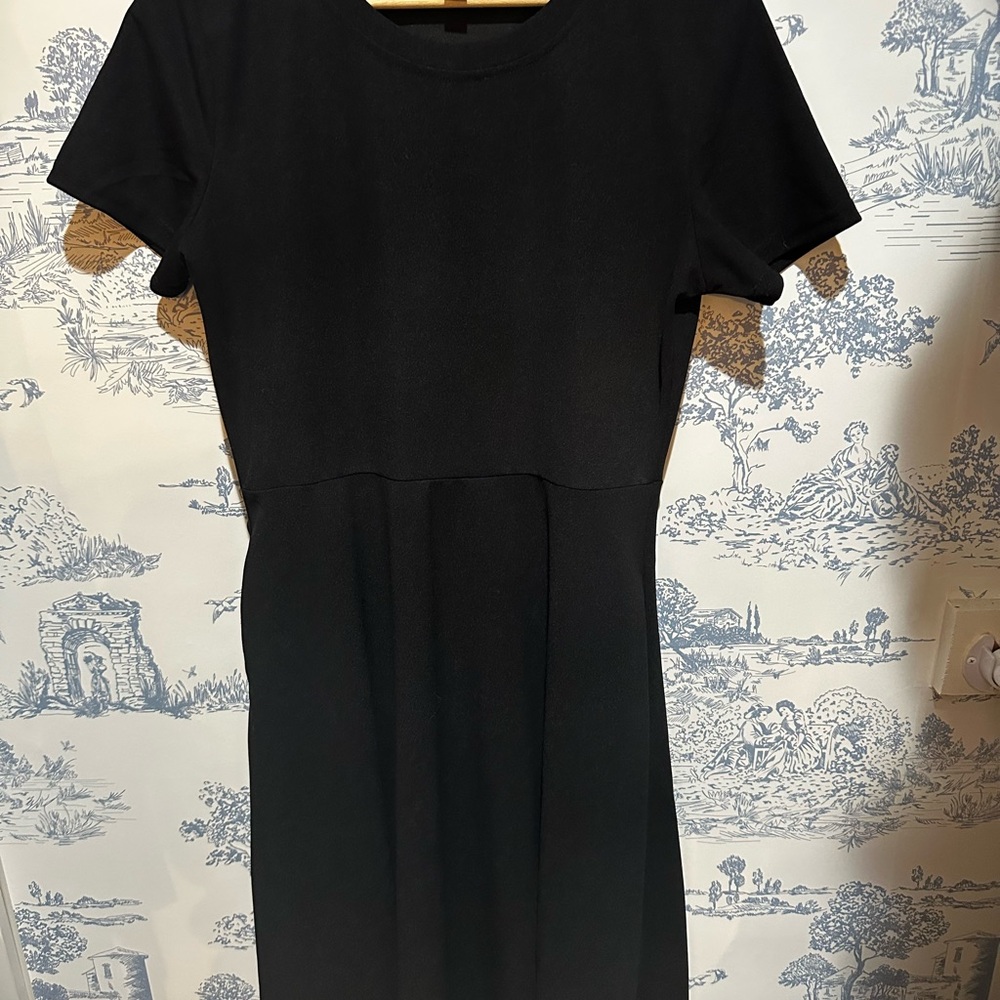 Chic Black Midi Dress